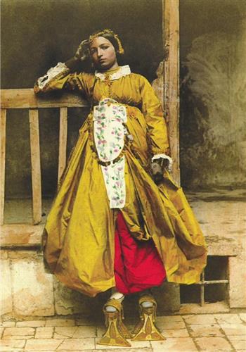Image de Carte postale Juifs d'Orient - Jeune fille juive de Damas en grande toilette, Damas, 1865